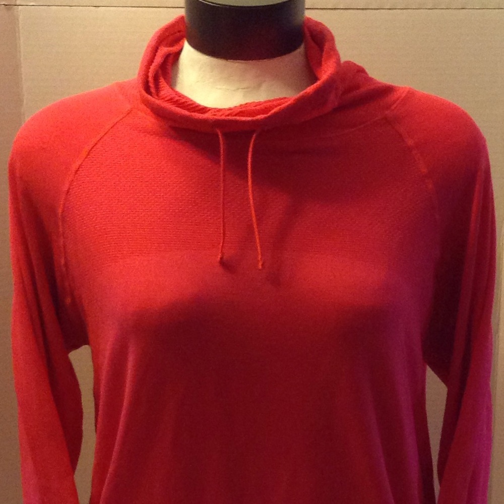 Women's shirt